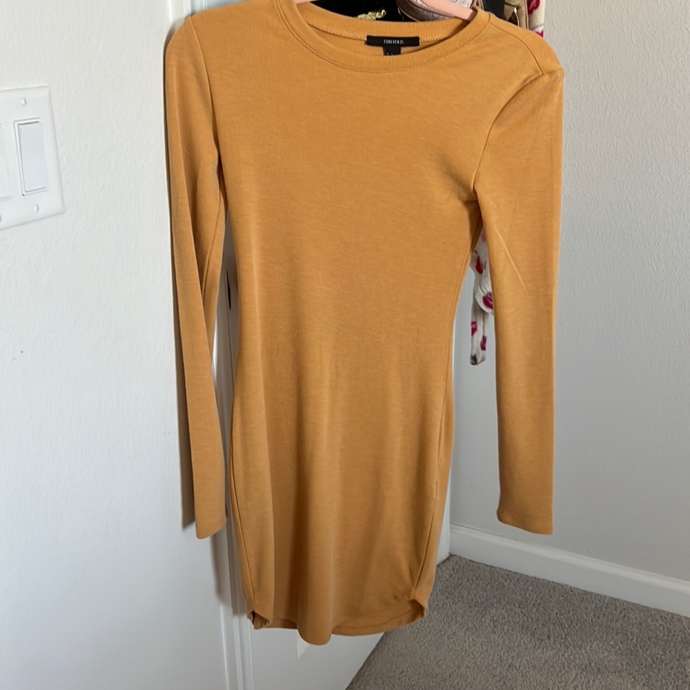 Long sleeve dress